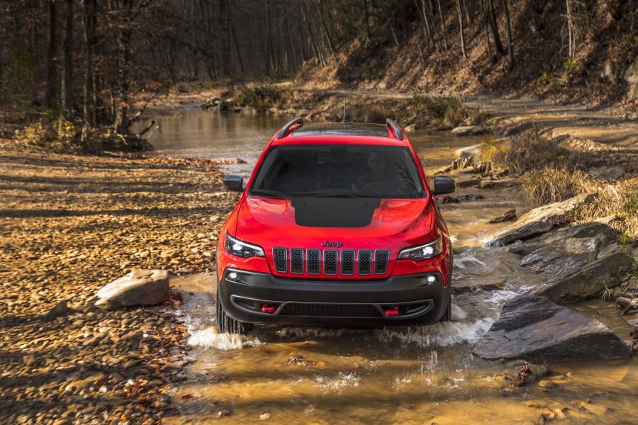  Jeep Cherokee Trailhawk (KL) 2018 года  (NA) (фото 15 из 49)